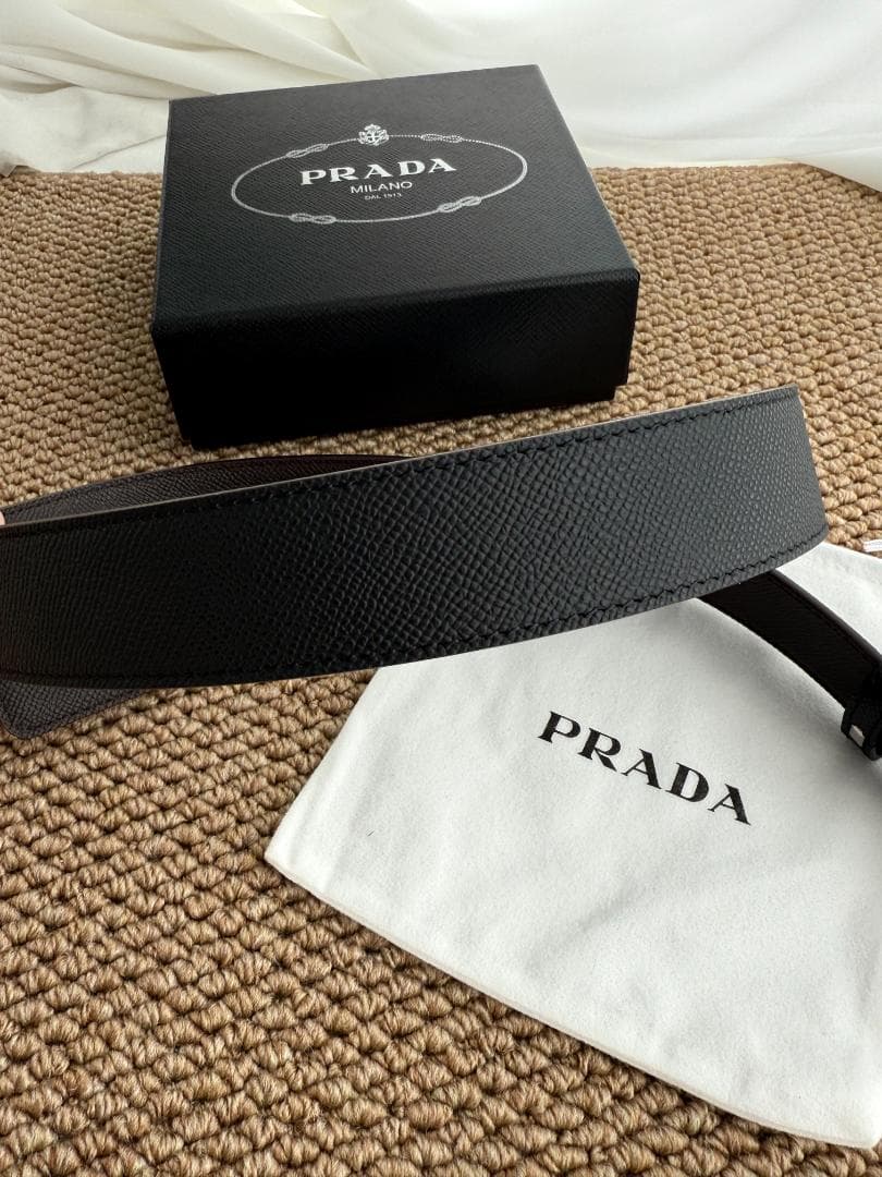 早い者勝ち！ブラック レザーベルト 男女兼用