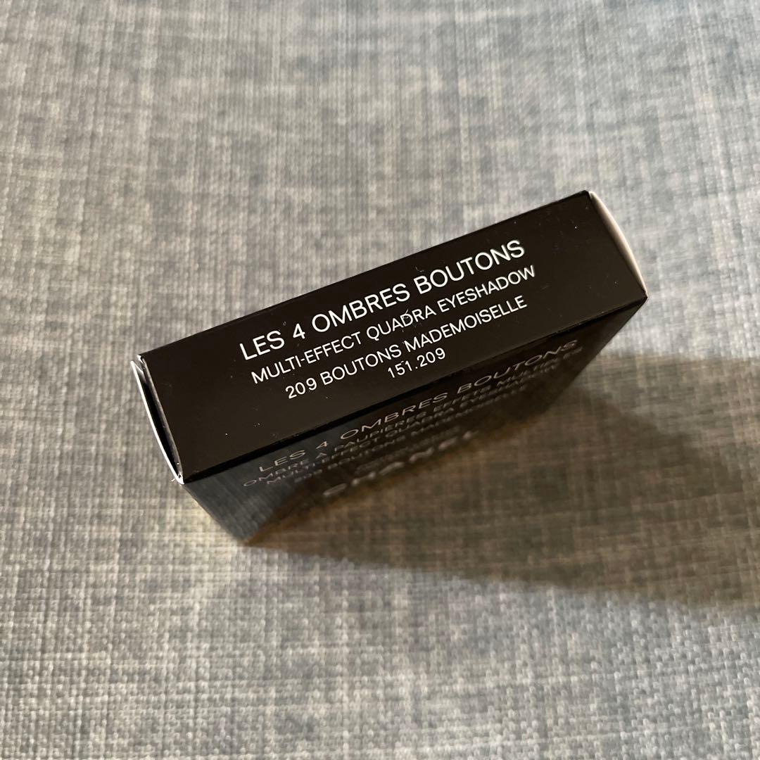 CHANEL レ キャトル オンブル アイシャドウ