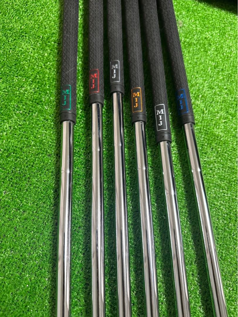 BRIDGESTONE ツアーステージ909ブレード