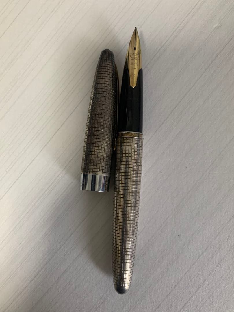 PILOT Elite シルバー 万年筆 18Kペン先