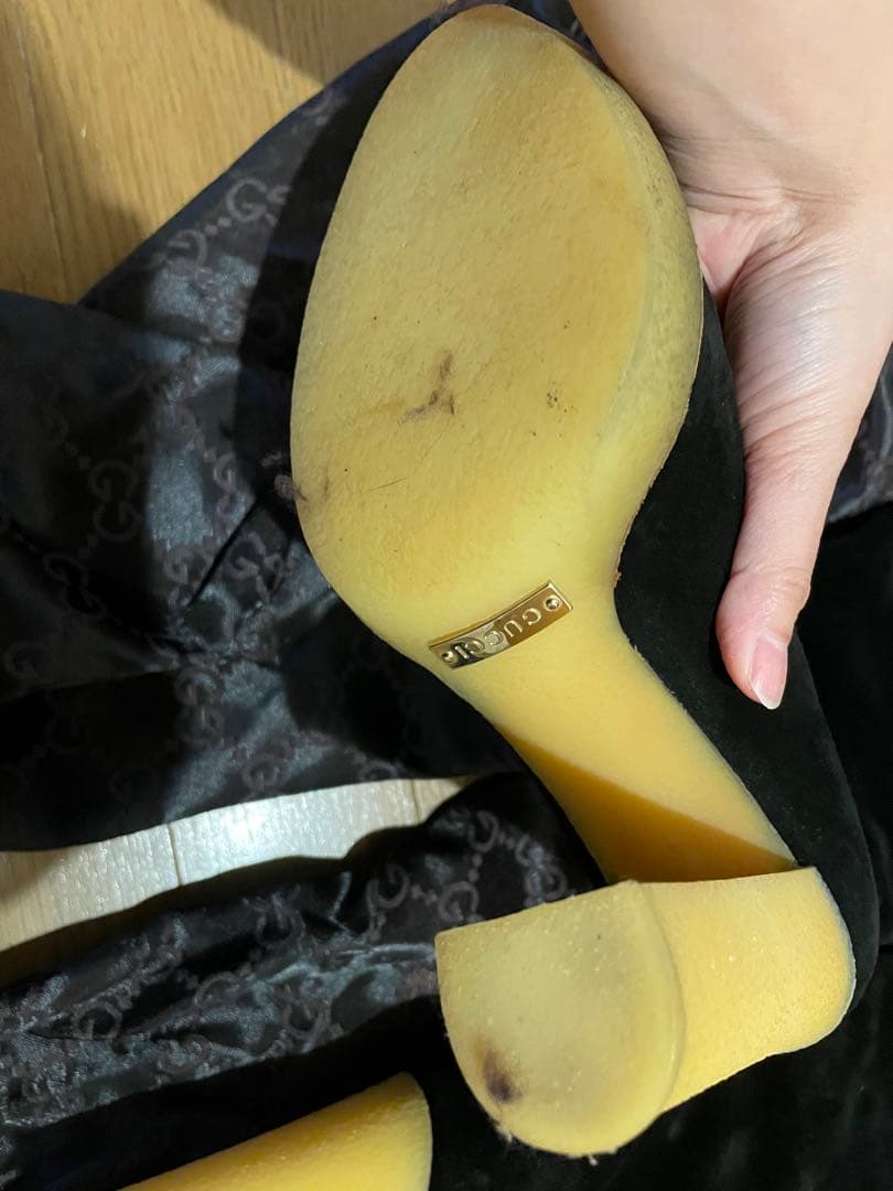 グッチ　GUCCI ファー付きブラックスエードロングブーツ　ニーハイ