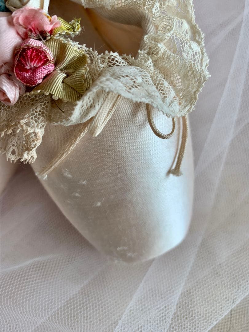ドイツビンテージトゥシューズ※フランスアンティークシルクリボンロココ＆チュチュ