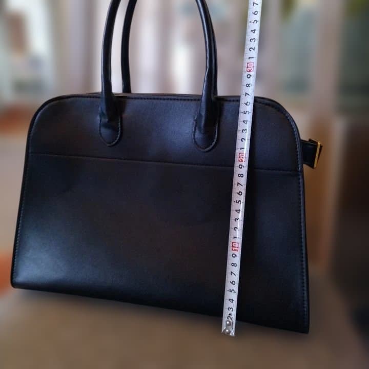 THE ROW 風 黒 ハンドバッグ