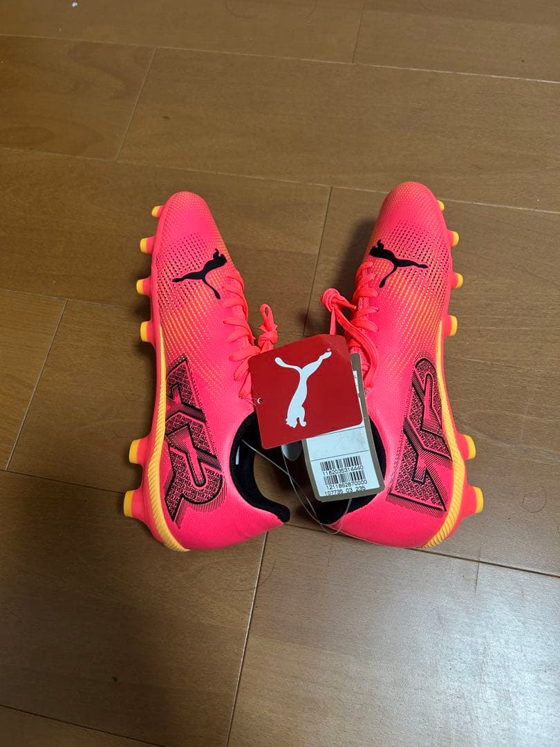 PUMA サッカーシューズ 23.5cm ピンク