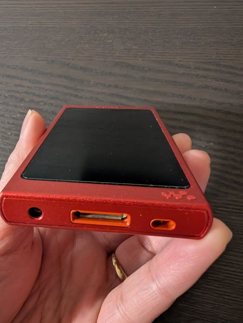 SONY ウォークマンNW-A35 レッド