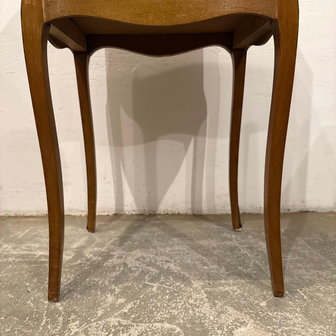 ヴィンテージ　木製サイドテーブル　引き出し／棚付き