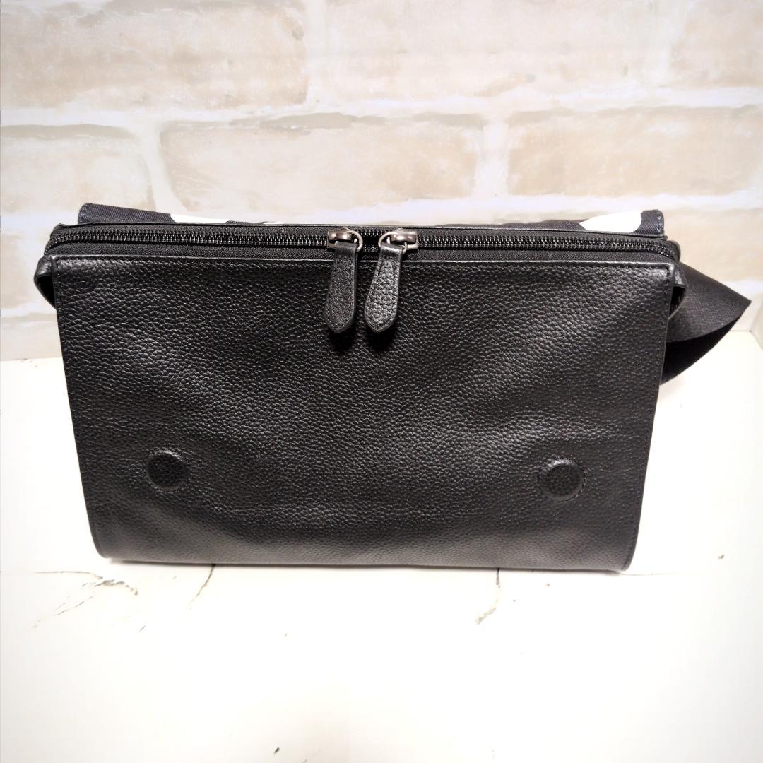 ★【イア パピヨネ】ワイドテープ ダルメシアン柄 ボディバッグ ブラック 美品