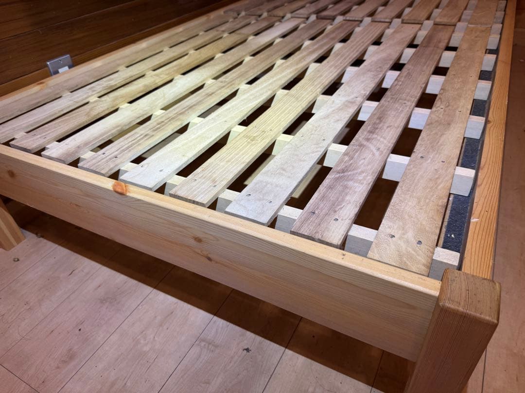 (埼玉)無印良品　木製ベッド シングル オーク材 2個