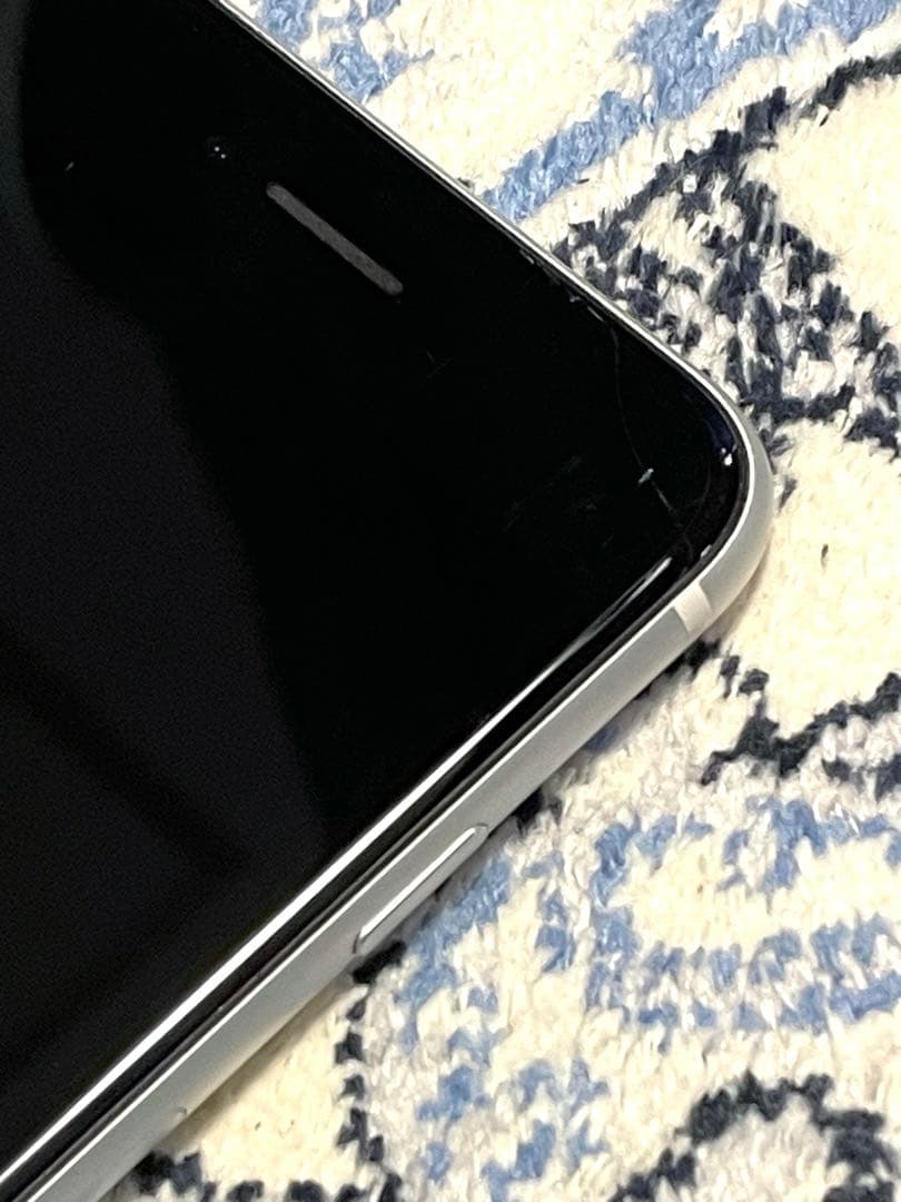 iPhoneSE 第2世代 64GB / SIMフリー