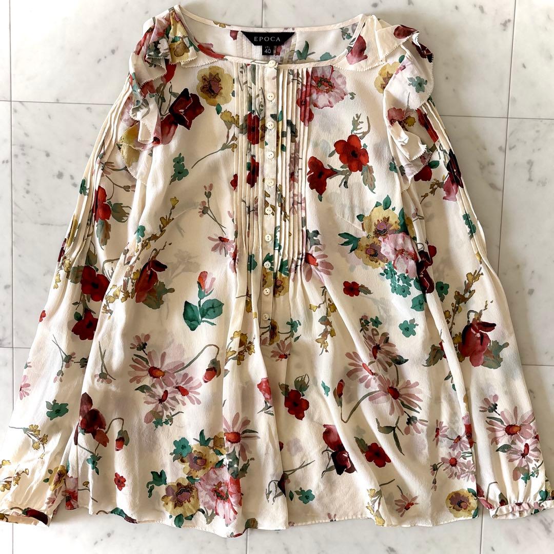 美品 エポカ シルク100% フラワープリントブラウス イタリア製 アイボリー