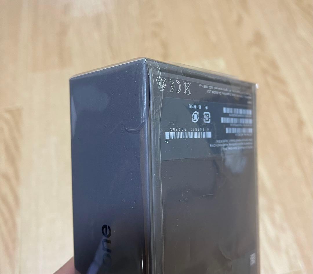 「新品未開封」Iphone8 Space Gray 64GB SIMフリー