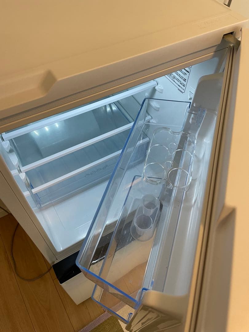 ハイセンス製 HR-D1304 130L 2ドア冷蔵庫(22年製)