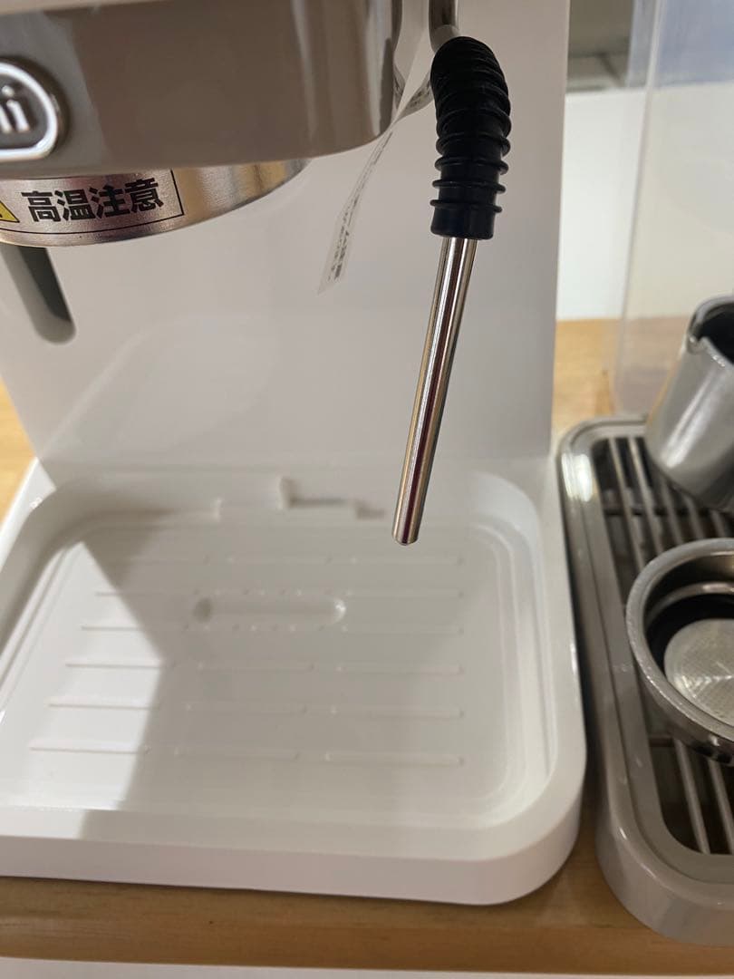 デロンギ スティローザ EC235J-Wエスプレッソ・カプチーノメーカー