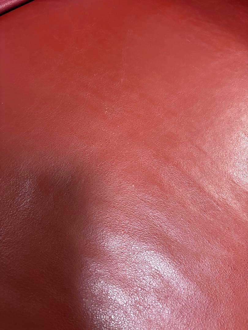 最終値下げおしゃれでモダンなワイン色赤い総革レザー3人掛けソファ