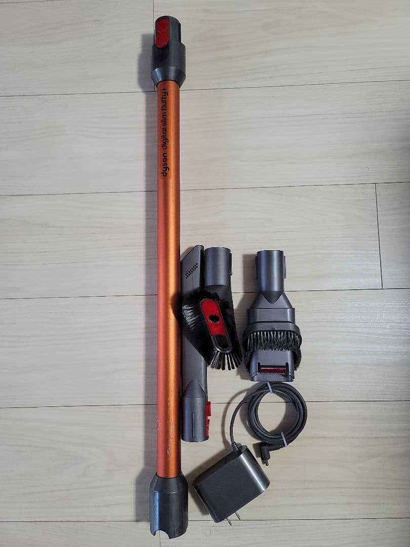 ダイソン Dyson sv18 サイクロン式 コードレス掃除機