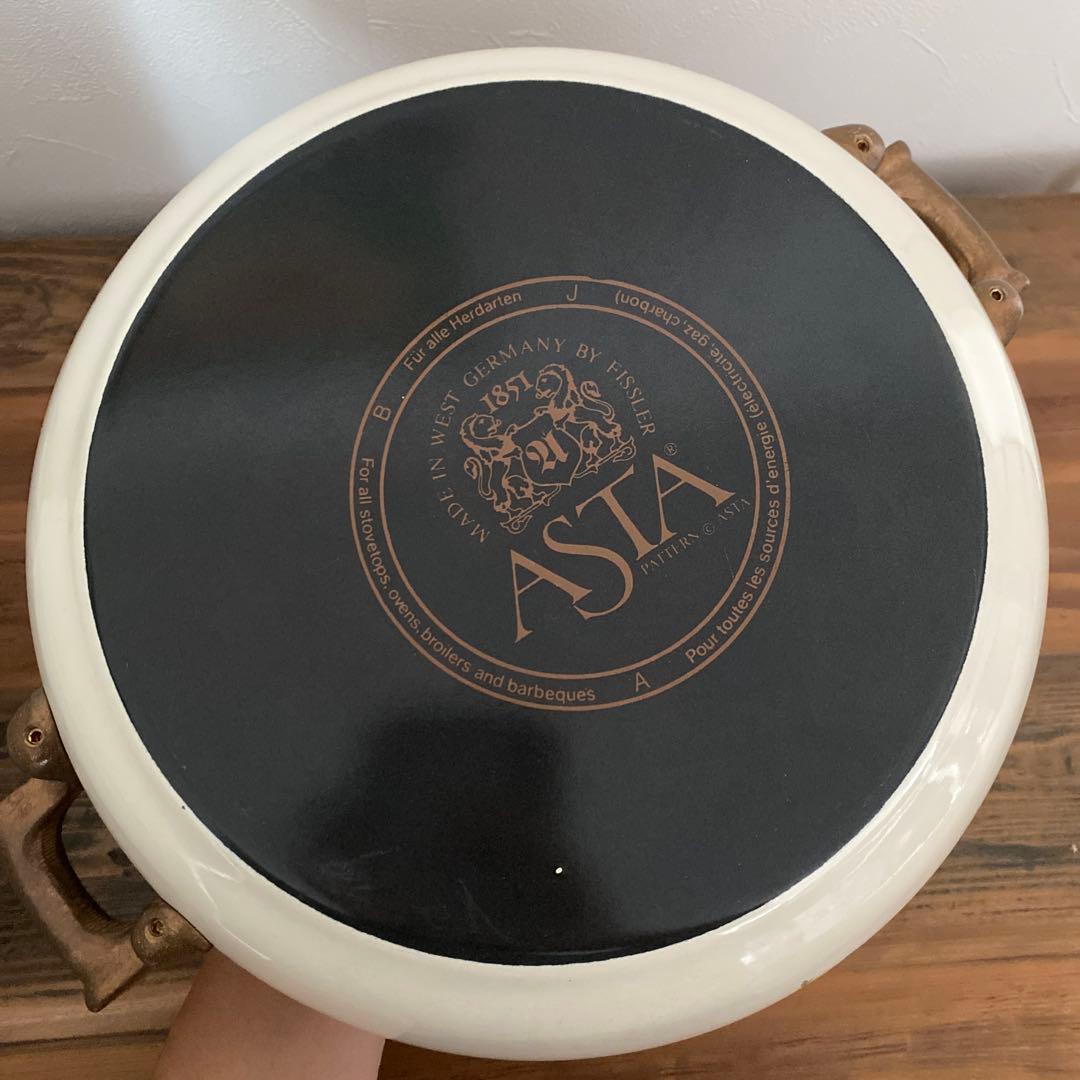 ラ*ネ様 希少　西ドイツ製　ASTA（Fissler)ホーロー両手鍋　バラ柄　ヴ