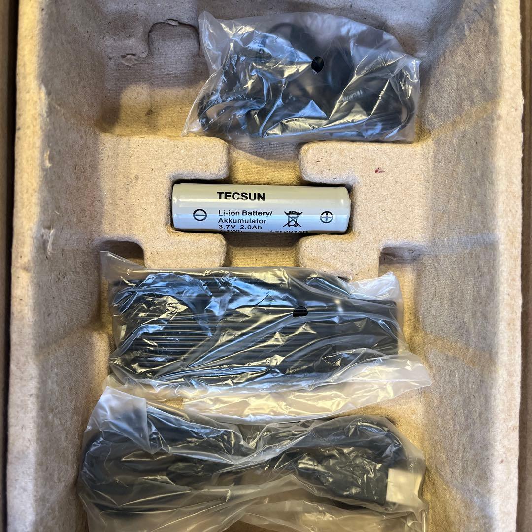 TECSUN高感度短波ラジオPL-880