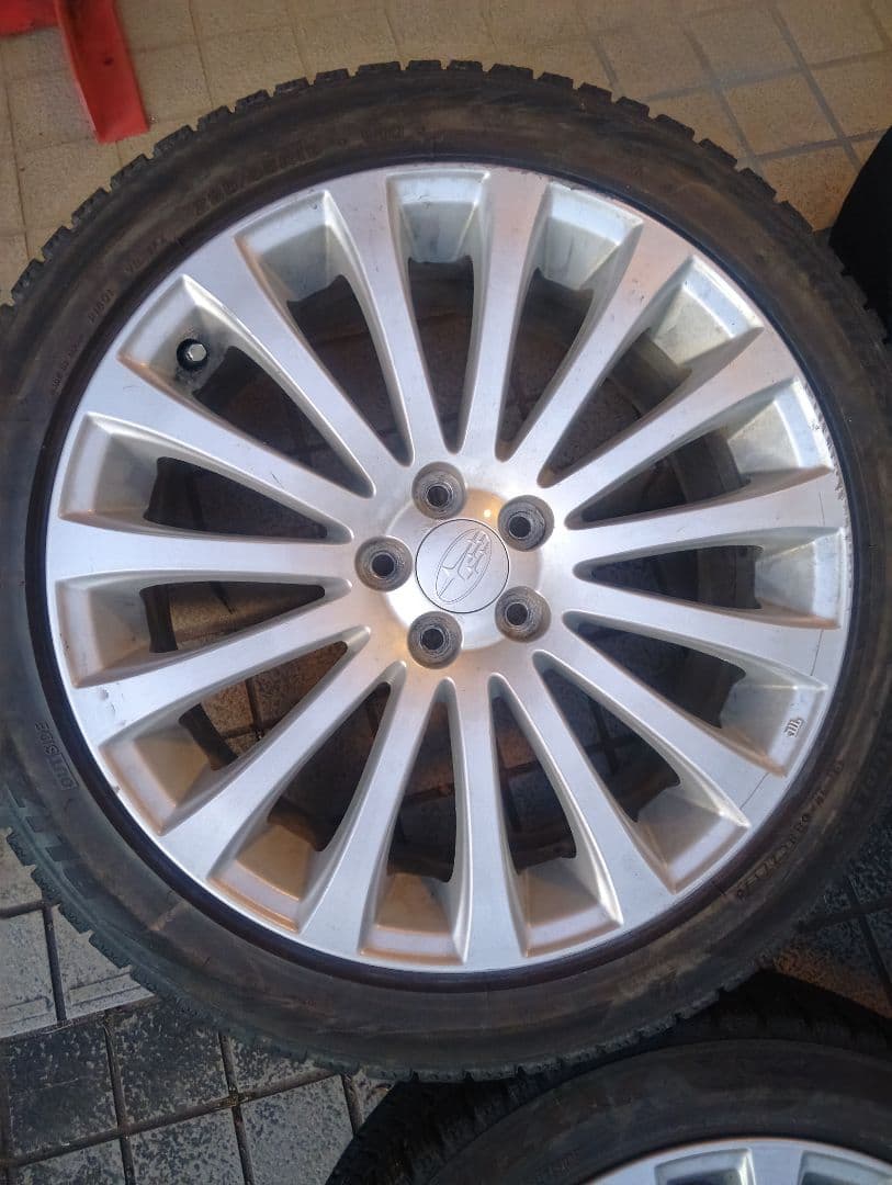 スバルレガシー純正18インチホイールセット