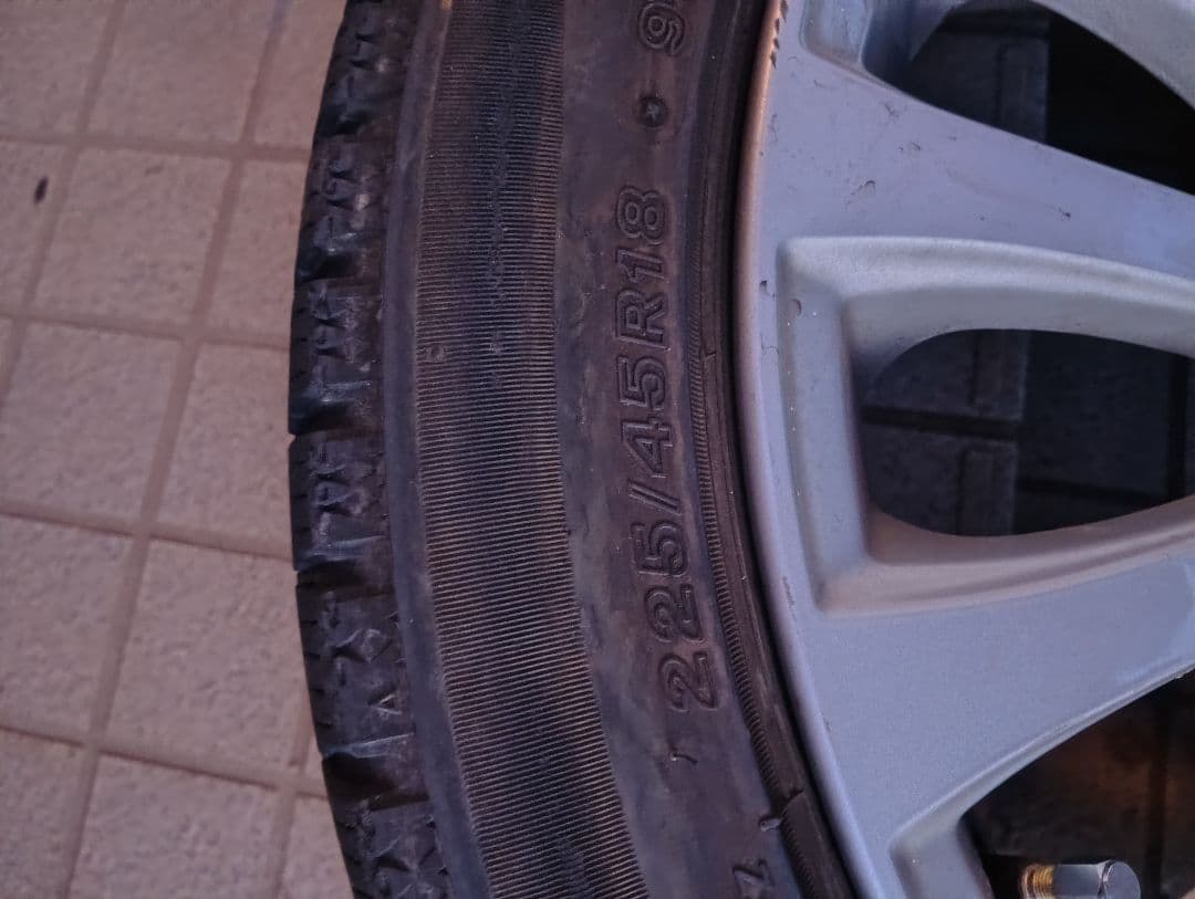 スバルレガシー純正18インチホイールセット