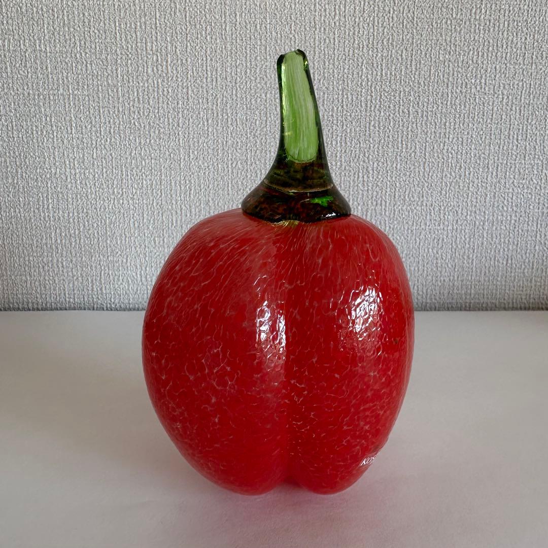 グンネル サーリン \"フルッテリアシリーズ \" ブドウとレッドパプリカ