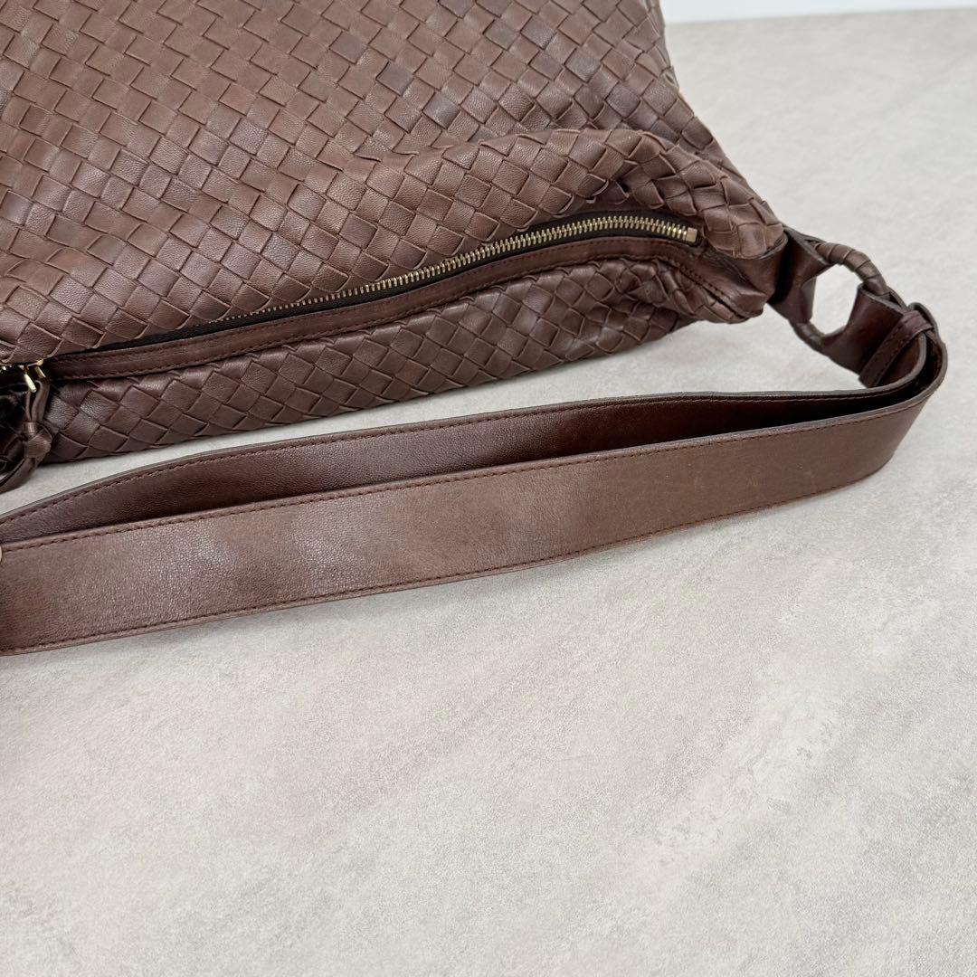バッグ Bottega Veneta Intrecciato Shoulder Bag