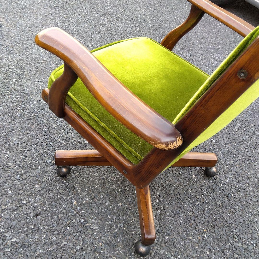 カリモク カリモク60　ヴィンテージ・デスクチェア　役員用チェア　回転椅子