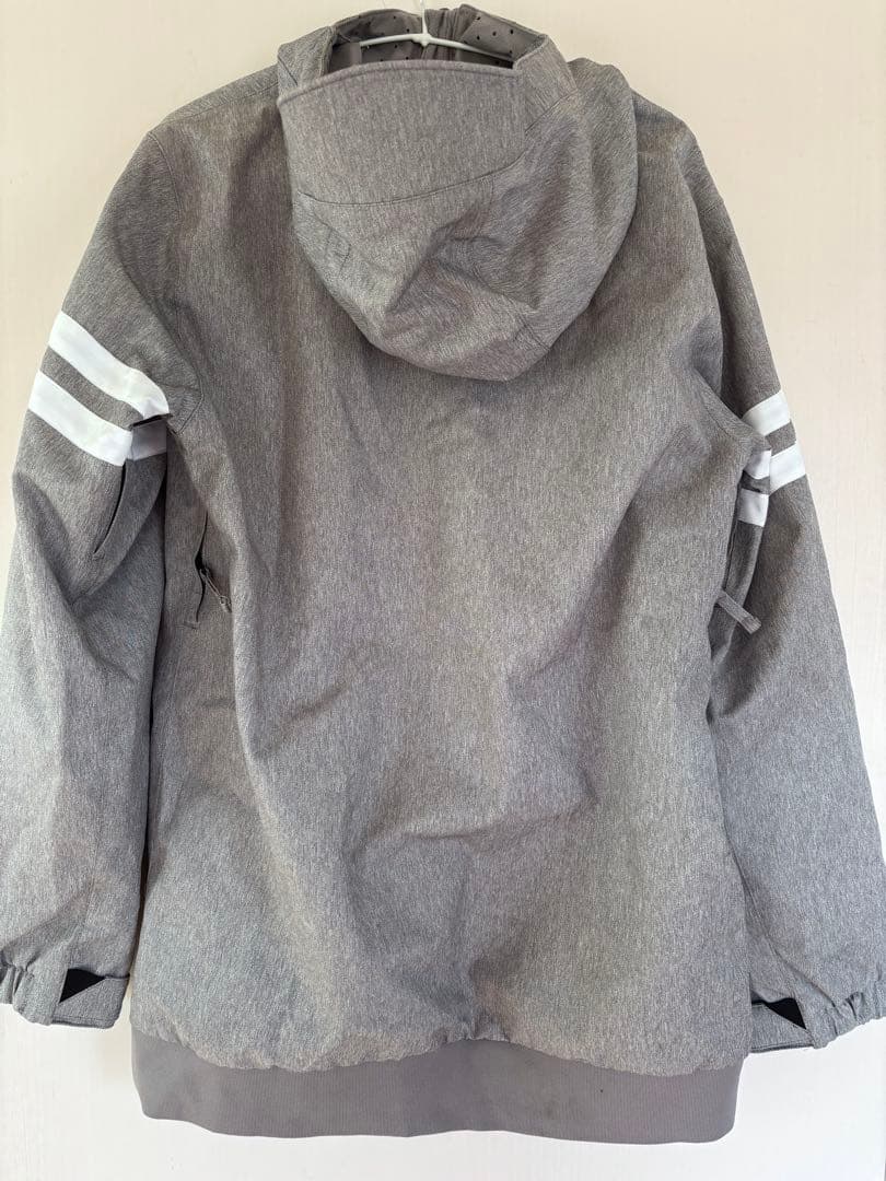 VOLCOM スノーボードウェア Mサイズ グレー　即日発送