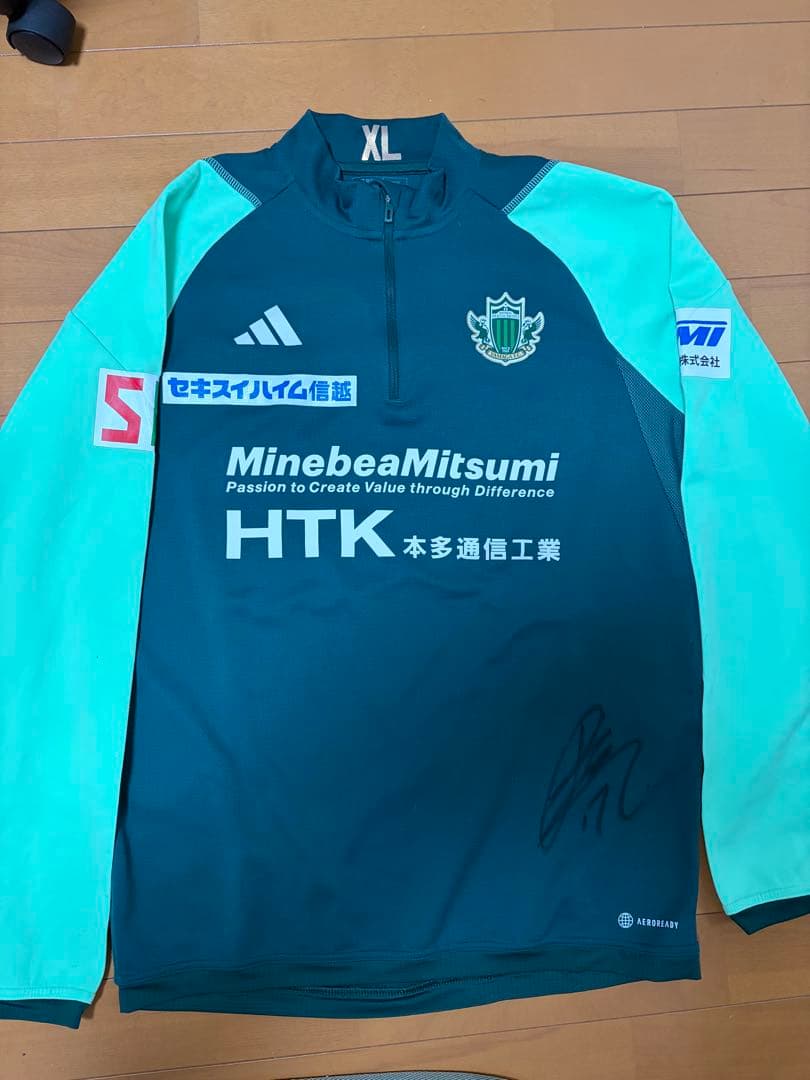 松本山雅　トレーニングハーフジップ