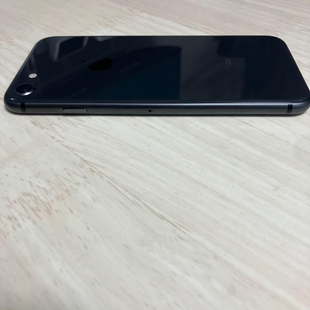 iPhone8 本体