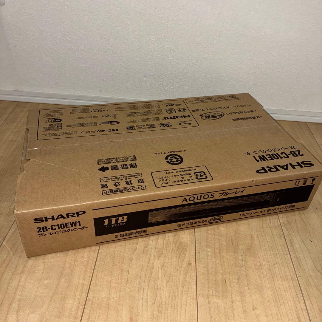 新品未開封　シャープ　ブルーレイレコーダー　2B-C10EW1