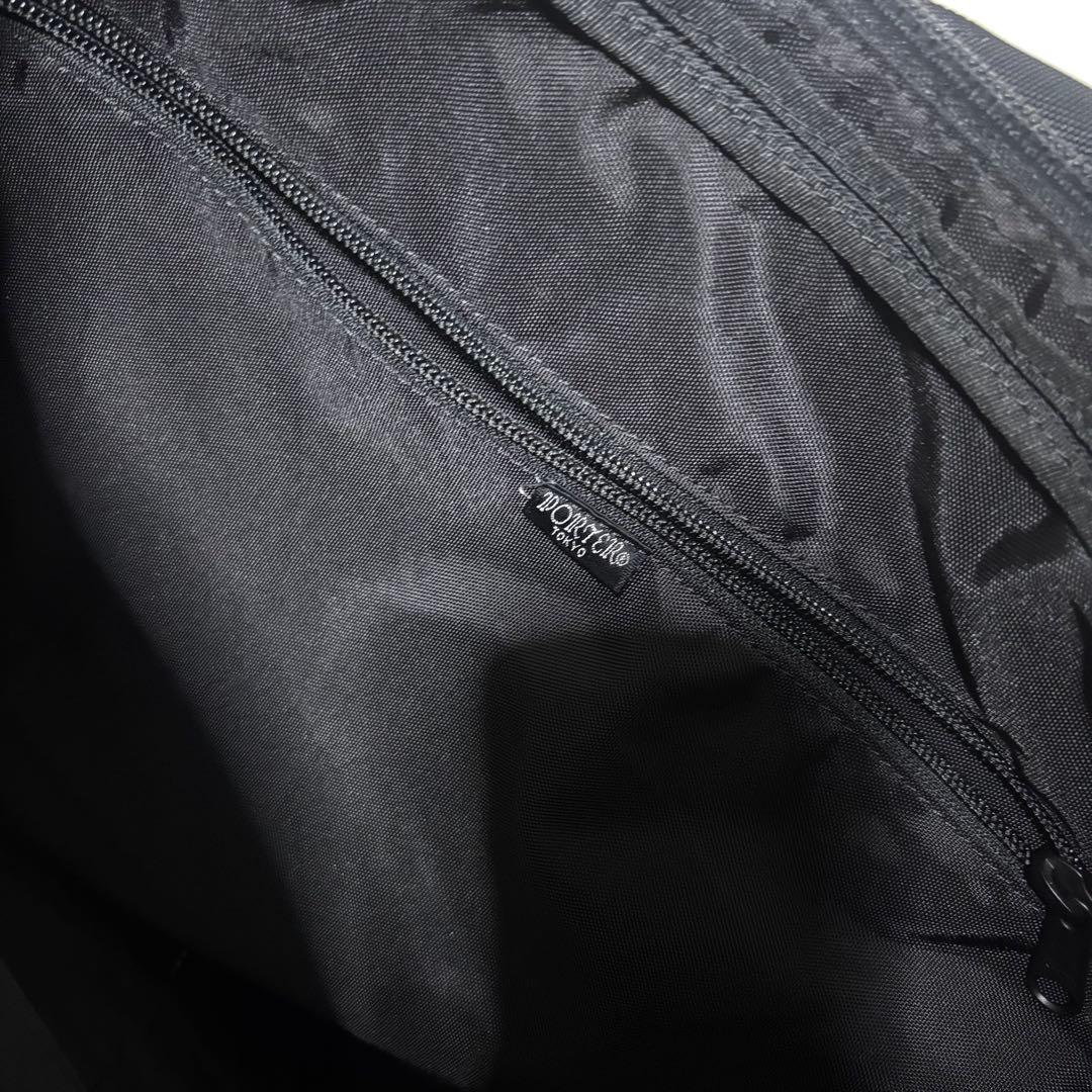 美品　ポーター　吉田カバン　ハーフムーン　三日月型　ショルダーバッグ　大容量