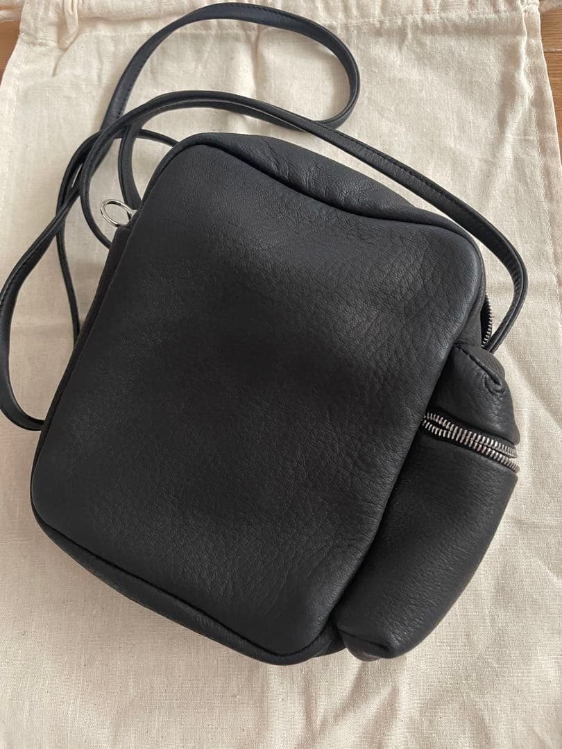 Aeta定番のショルダーポーチバッグ