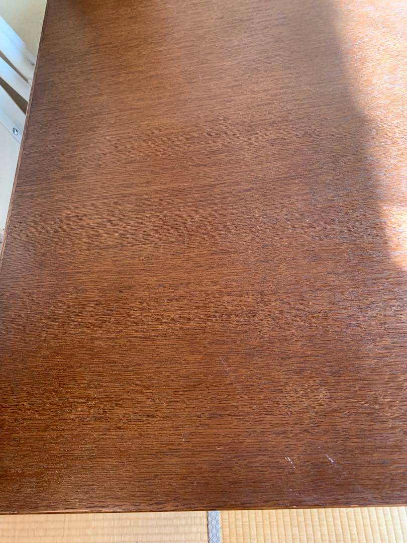 カリモクデスク　引き出し、コンセント付き