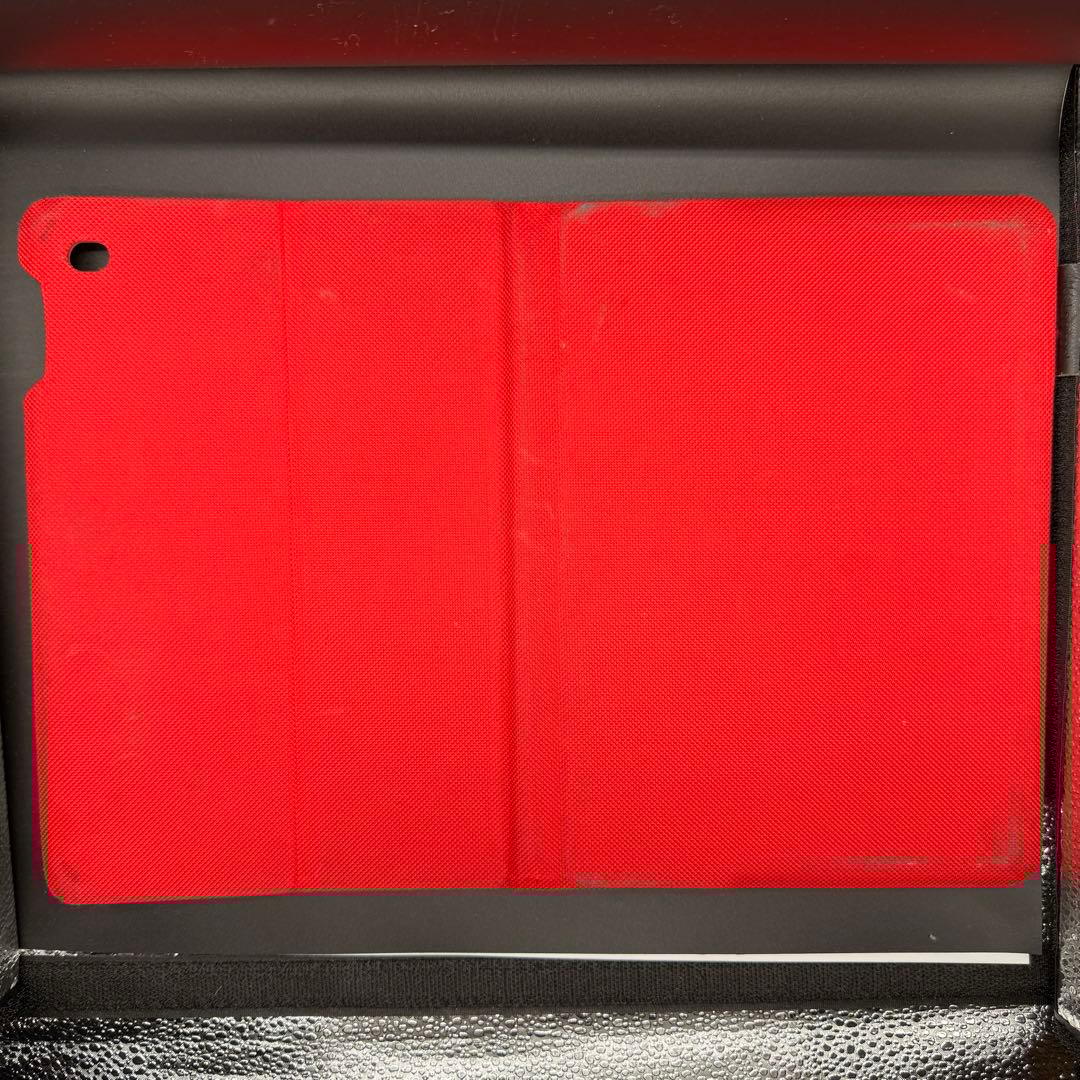 iPad Air 2 Wi-Fi 64GB シルバー & キーボード付きカバー