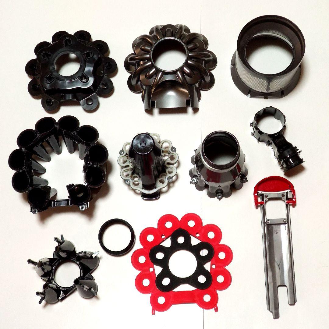 ダイソンV8 SV10 掃除機＋マキタ18vアダプターセット分解清掃済み 動作品