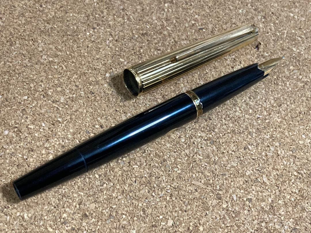 昭和レトロ　アンティーク モンブラン万年筆　227 1974-1977