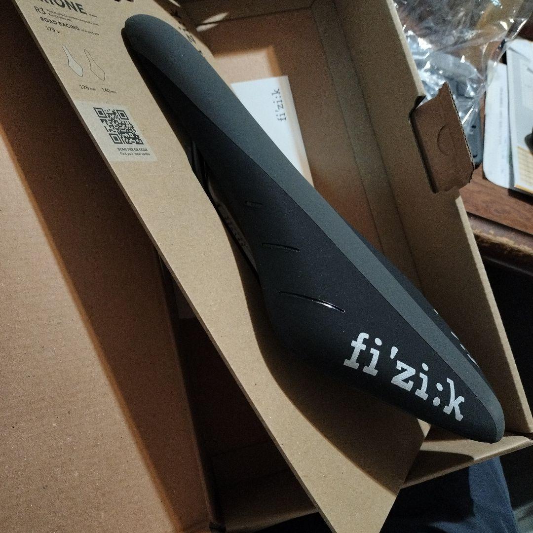 フィジークアリオネR3レギュラー