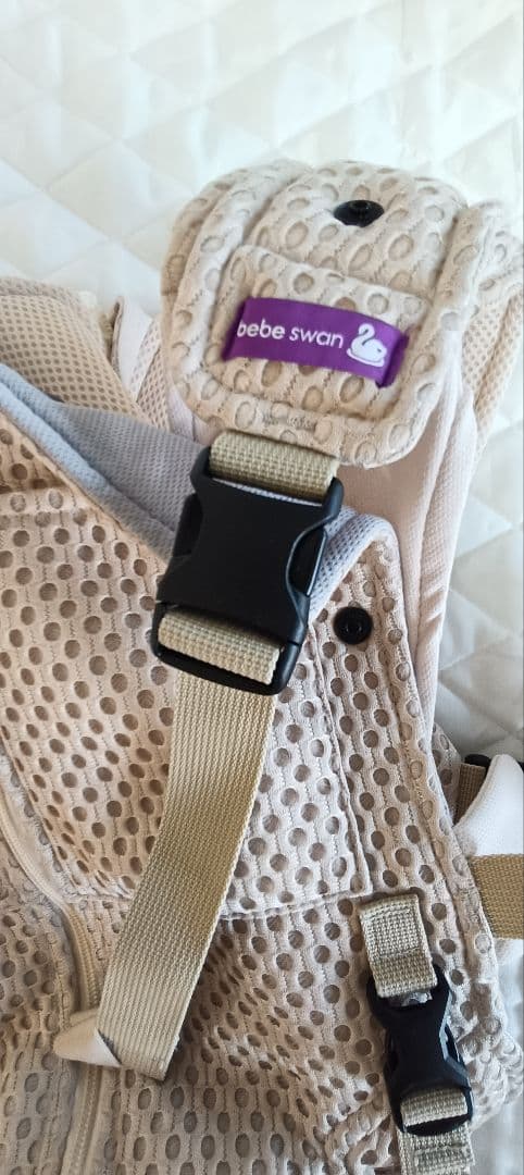 ※ミッフィー　bebe swan メッシュ抱っこひも ベージュ