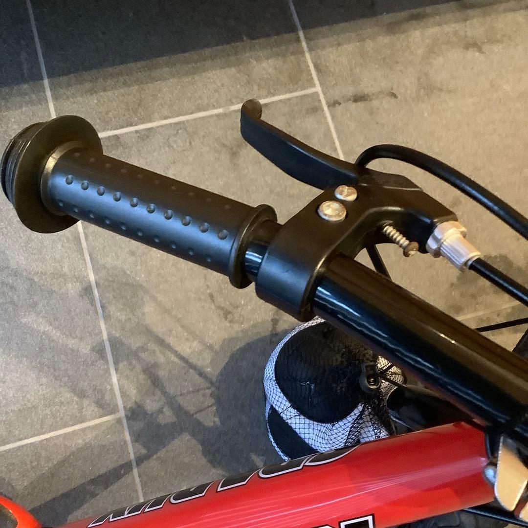 【美品】スパーキー　キックバイク　レッド　SPARKY ヘルメット　腕膝当て付き