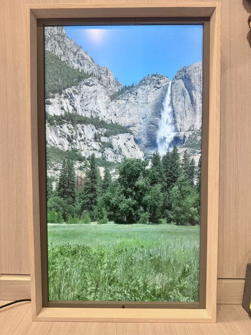 Atmoph Window 2 Disney ホワイトウッドカリモクフレーム美品