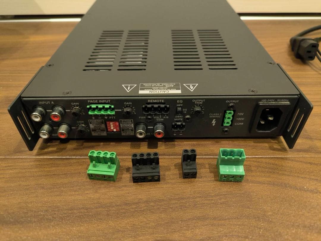 BOSEアンプ　IZA190-HZ