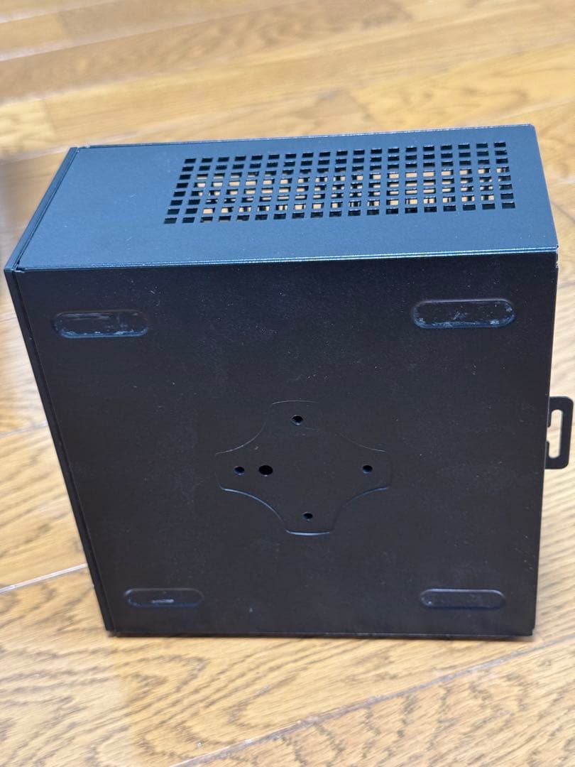 m*a様 asrock deskmini A300 ベアボーン