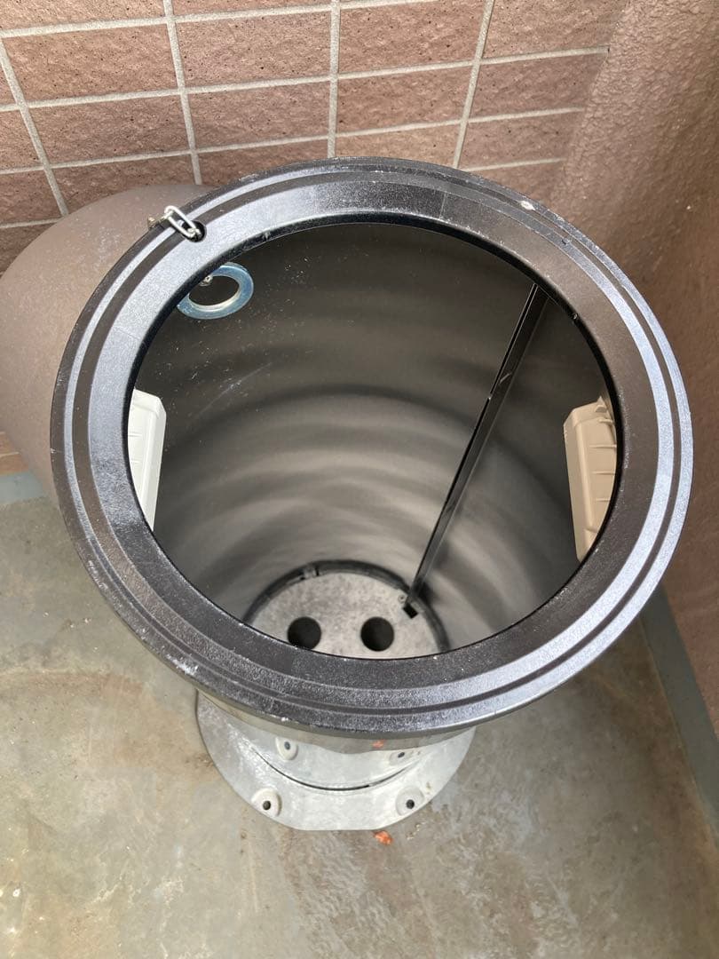 屋外用ステンレス灰皿　jT