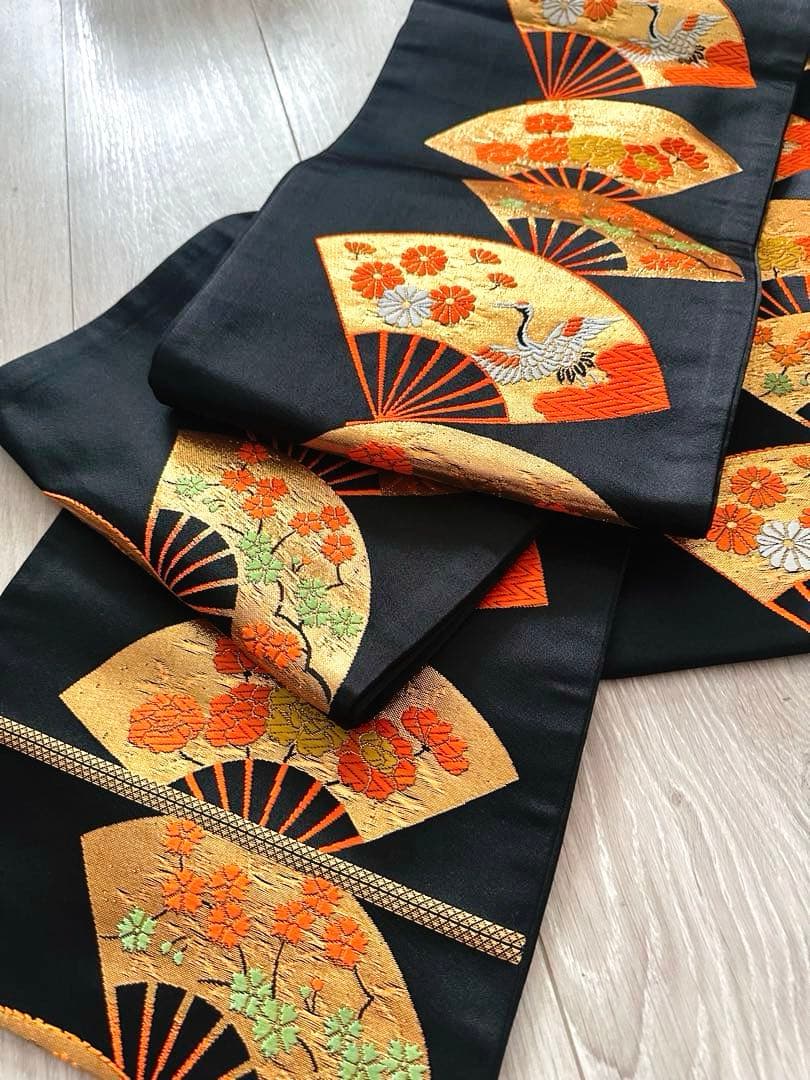 美品 七五三 7歳向け 正絹振袖＋袋帯セット 豪華金彩刺繍入り 古典柄 お祝い用