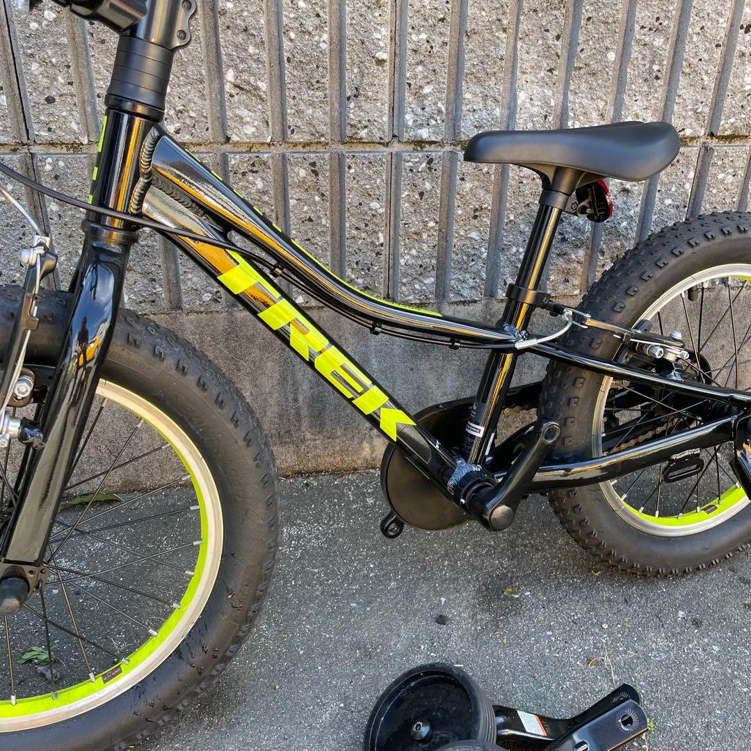 子供用自転車 16インチ Precaliber 身長99-117cm 補助輪付