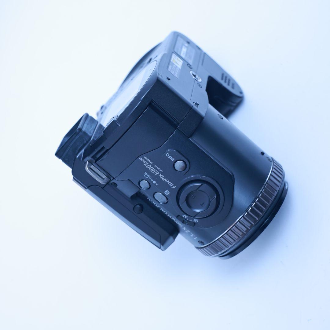 動作確認済み　オールドデジカメ　2台　メモリー電池充電器付