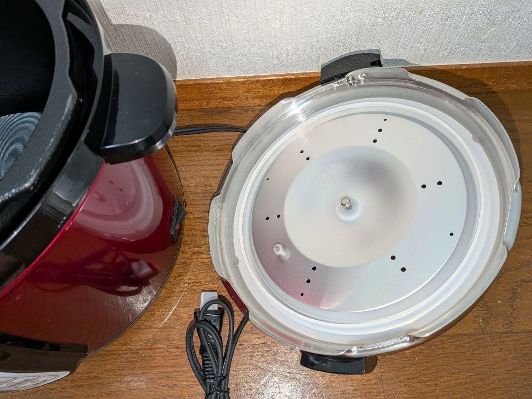 〈新品〉D&S ディーアンドエス 家庭用マイコン電気圧力鍋4.0L /レッド