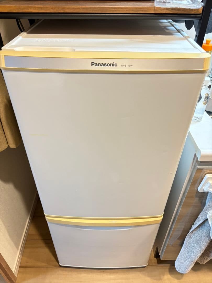 【送料込み】Panasonic NR-B145W 冷蔵庫