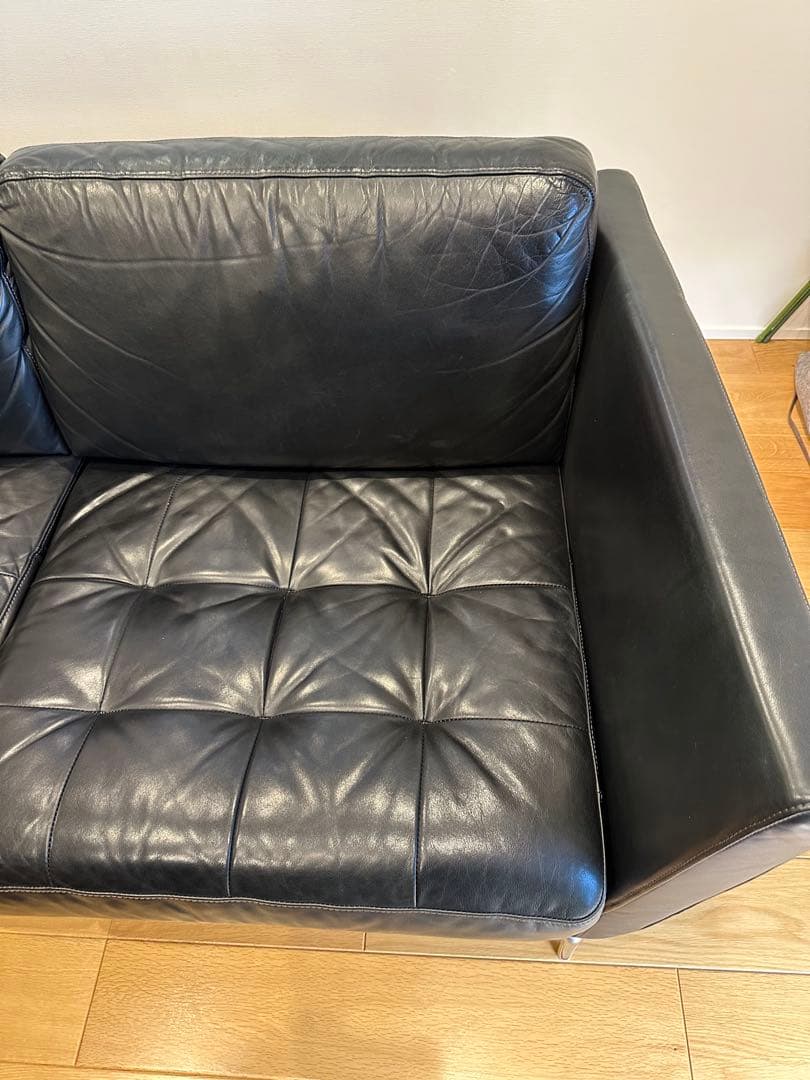 (Abcdefgeo) BoConcept 黒いレザーソファ (世田谷区)