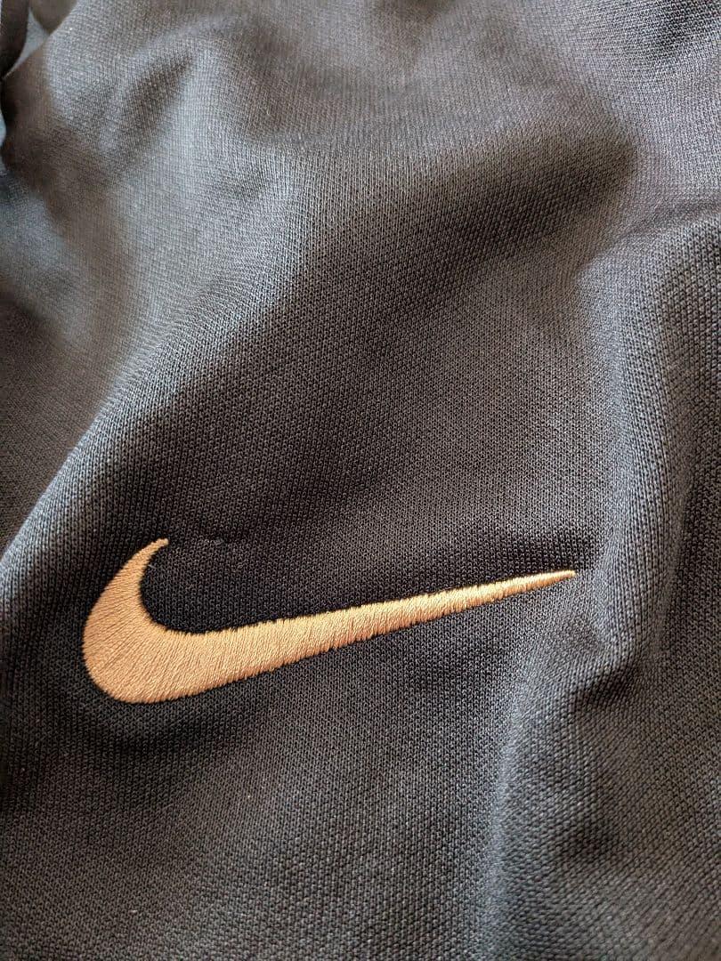 Nike 2022フランス代表トラベルパンツブラック×ゴールド